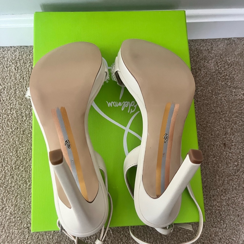 Sam Edelman Pearl Embellished Ivory Heels - Picture 6 of 7